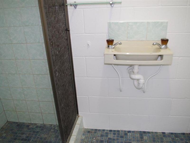 76A Poole Street, Bowen QLD 4805