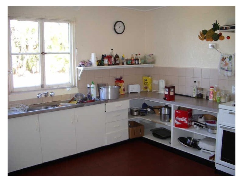 12 Howard Street, Bowen QLD 4805