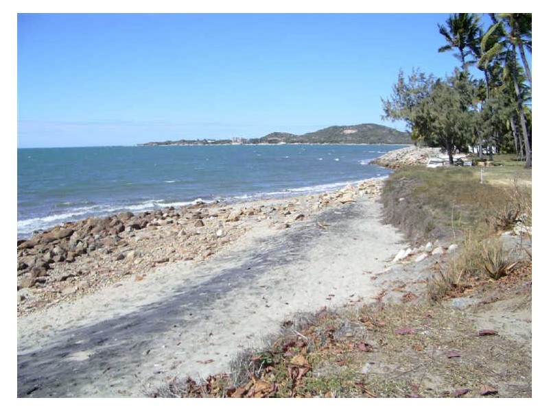 12 Howard Street, Bowen QLD 4805