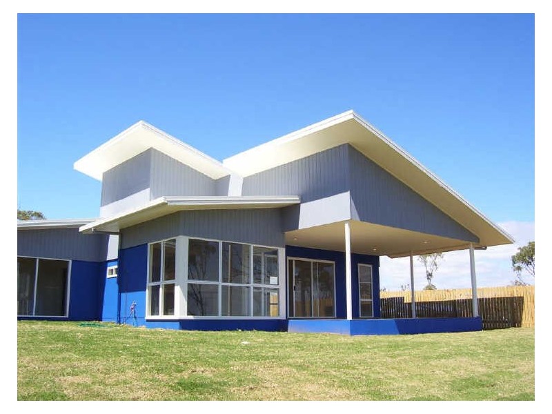 7 Sunshine Court, Bowen QLD 4805