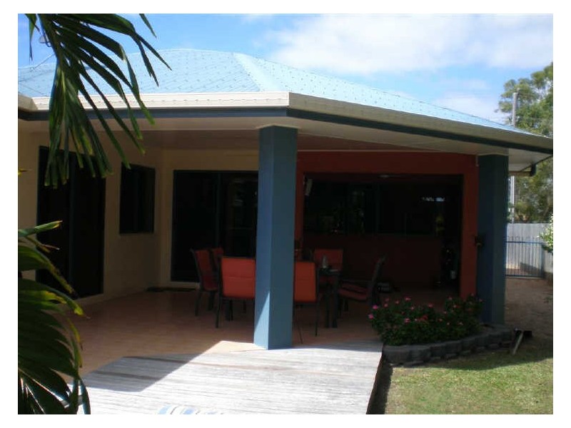 6 Verna Street, Bowen QLD 4805