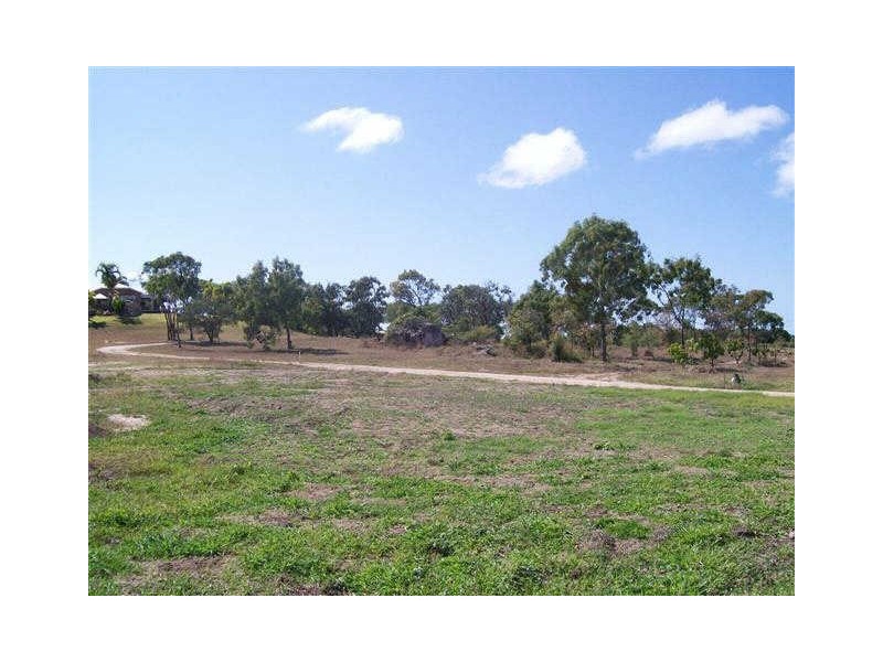 13 Silk Road, Bowen QLD 4805