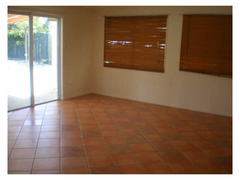 76 Gordon Street, Bowen QLD 4805