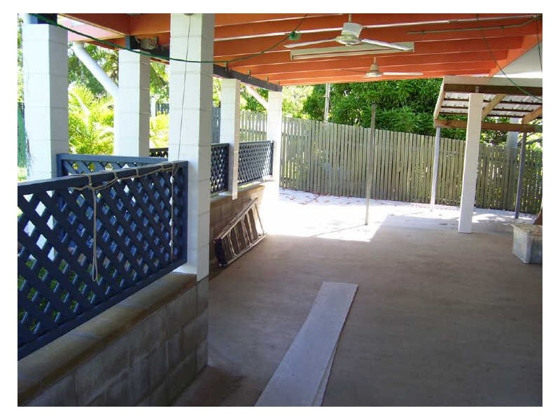 76 Gordon Street, Bowen QLD 4805