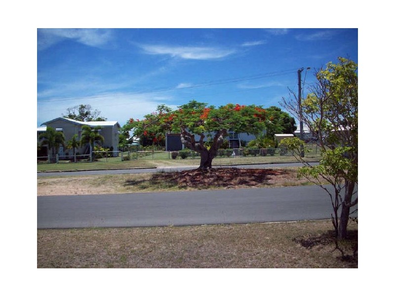 24 Kennedy Street, Bowen QLD 4805