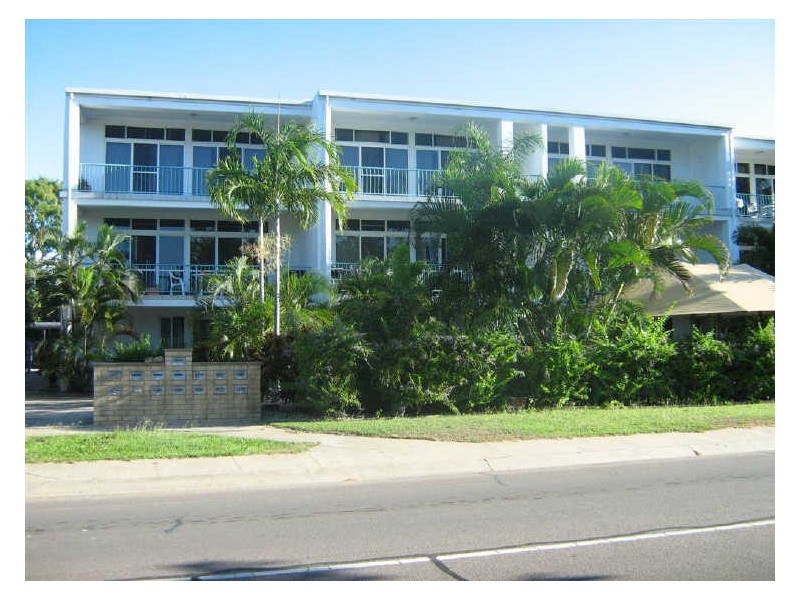 6/89 Horseshoe Bay Road, Bowen QLD 4805