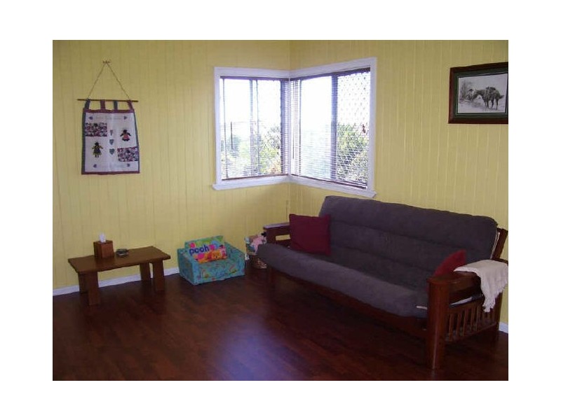 9 Darwen Street, Bowen QLD 4805