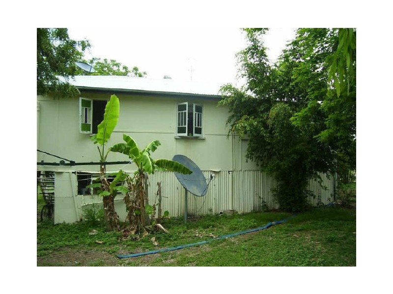 11 Kennedy Street, Bowen QLD 4805