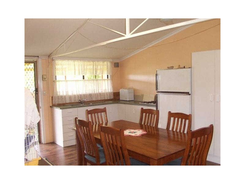 11 Ninth Avenue, Scottville QLD 4804