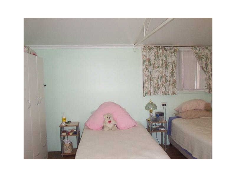 11 Ninth Avenue, Scottville QLD 4804