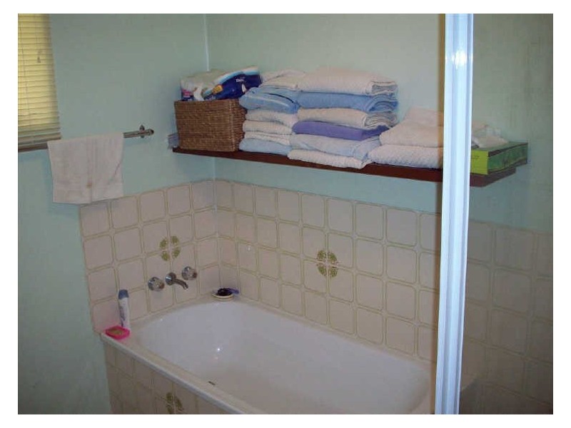 16 Avicennia Street, Bowen QLD 4805