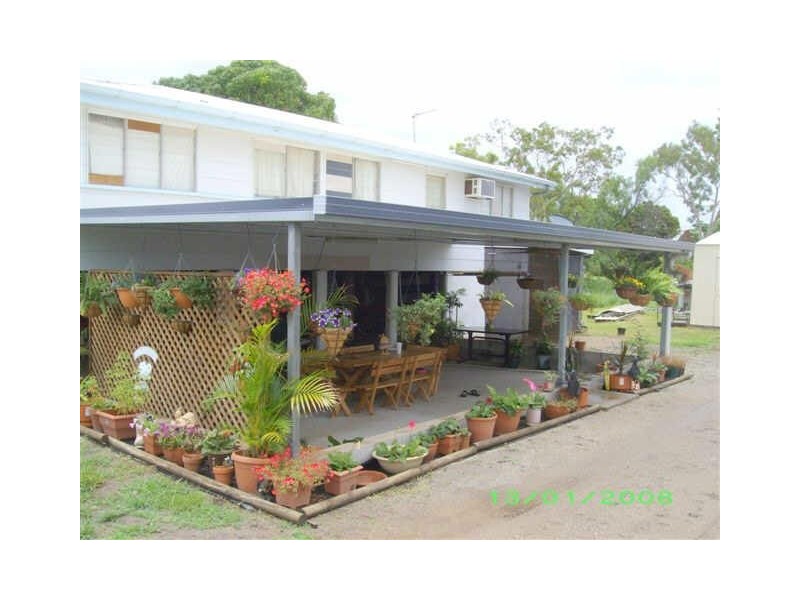 3 Pelican Street, Collinsville QLD 4804