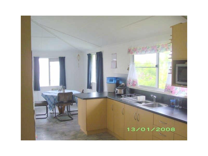 3 Pelican Street, Collinsville QLD 4804