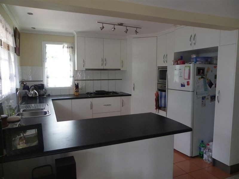 10 Kennedy Street, Bowen QLD 4805