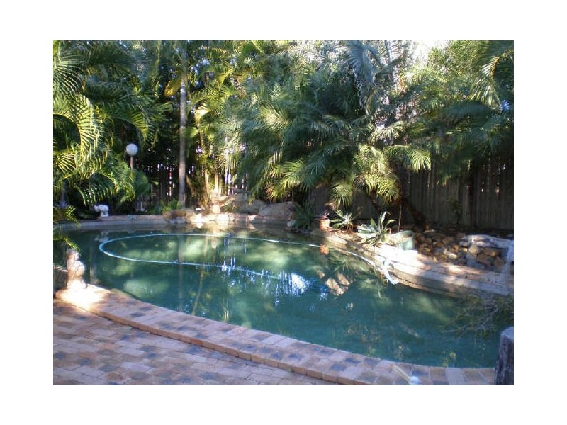 15 Banksia Street, Bowen QLD 4805
