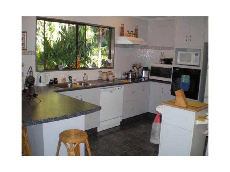 15 Banksia Street, Bowen QLD 4805