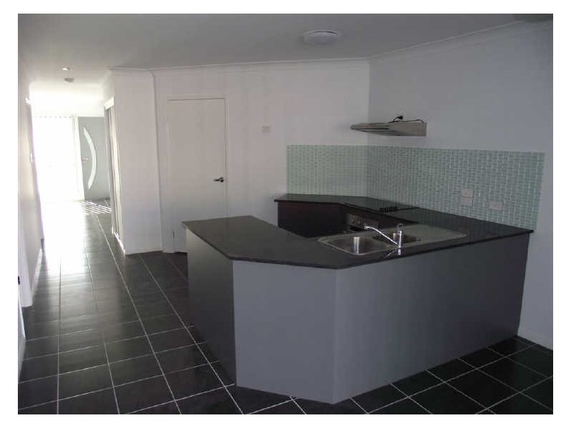 3/16 Williams Street, Bowen QLD 4805