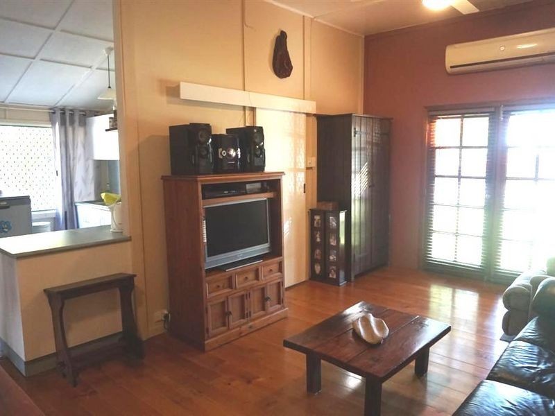 28 Tracey Street, Bowen QLD 4805