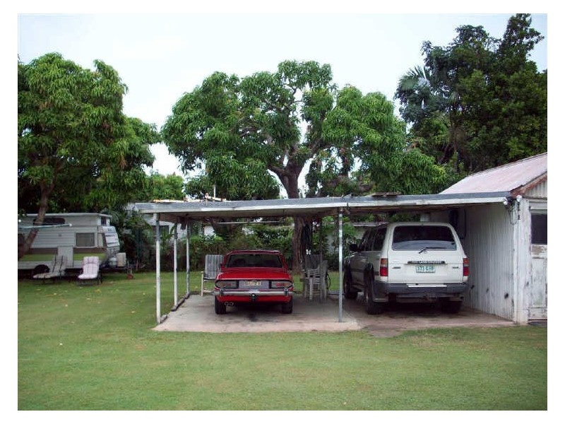 28 Tracey Street, Bowen QLD 4805