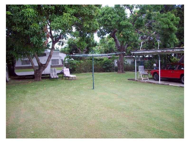 28 Tracey Street, Bowen QLD 4805