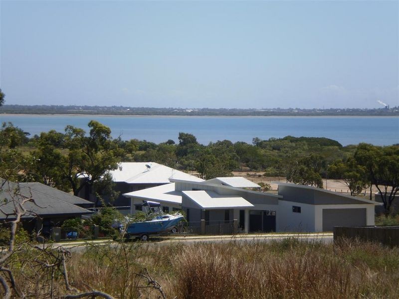 11 Seacove Crescent, Bowen QLD 4805