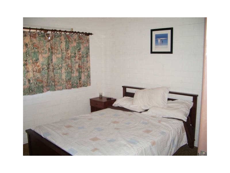 1/10 Sinclair Street, Bowen QLD 4805