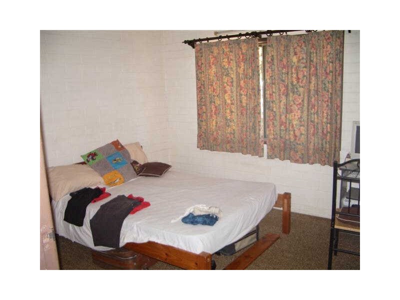 1/10 Sinclair Street, Bowen QLD 4805