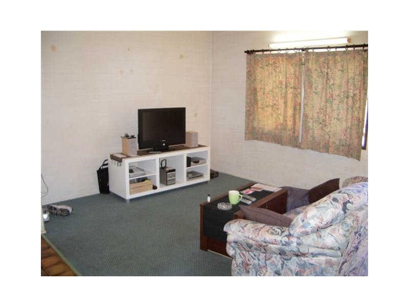 1/10 Sinclair Street, Bowen QLD 4805