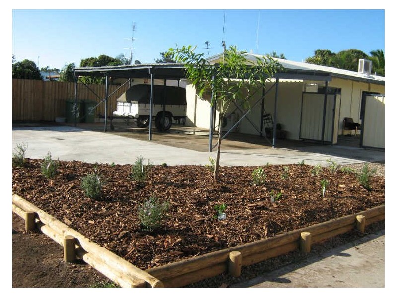 1/20 Marshall Street, Bowen QLD 4805