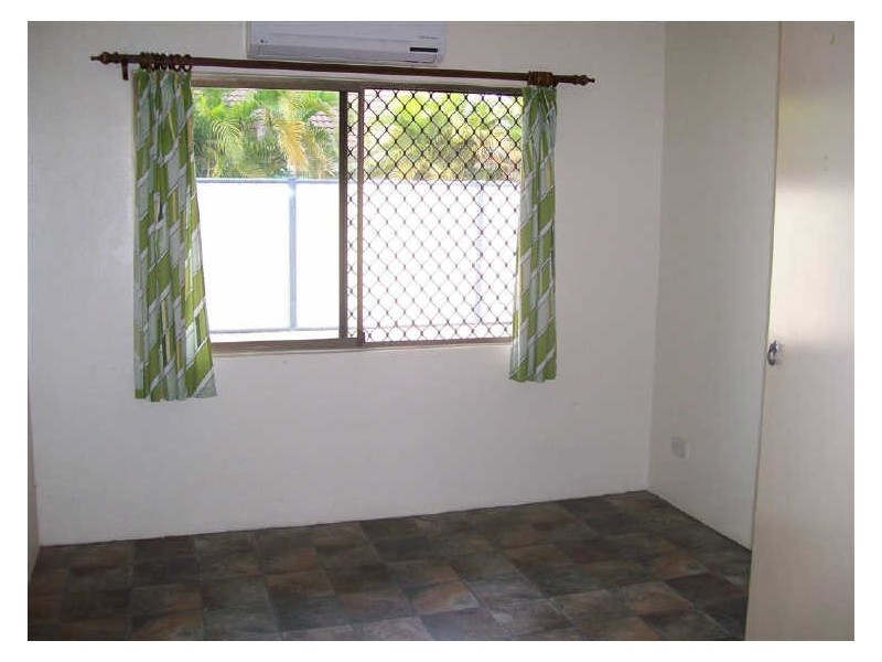 1/20 Marshall Street, Bowen QLD 4805