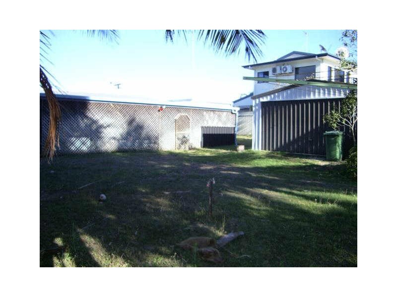 2 Baxter Avenue, BRISK BAY, Bowen QLD 4805
