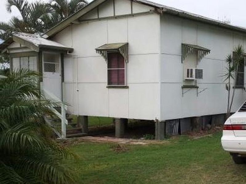 17 Brisbane Street, Bowen QLD 4805