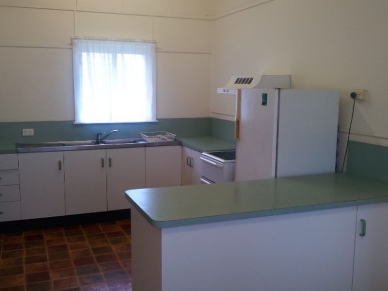 17 Brisbane Street, Bowen QLD 4805