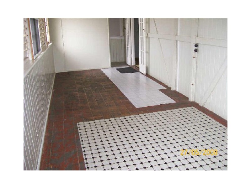 9 Poole Street, Bowen QLD 4805