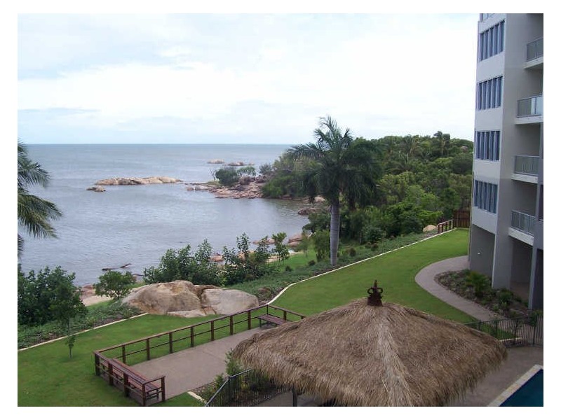 Apartment 12/2b Horseshoe Bay Road, Bowen QLD 4805