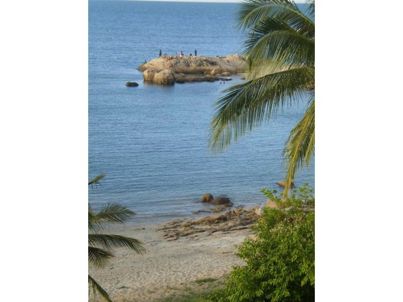 Apartment 12/2b Horseshoe Bay Road, Bowen QLD 4805