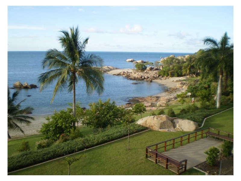 Apartment 12/2b Horseshoe Bay Road, Bowen QLD 4805