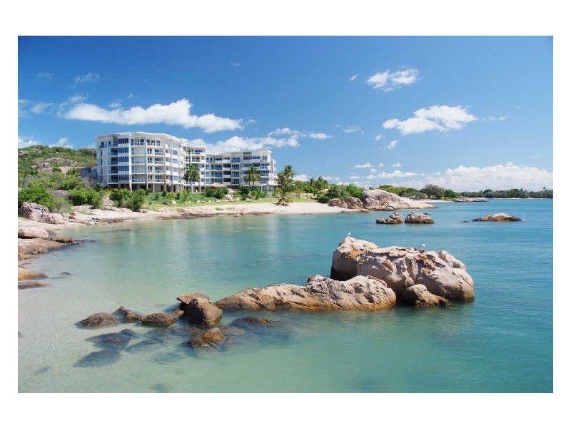 Apartment 12/2b Horseshoe Bay Road, Bowen QLD 4805