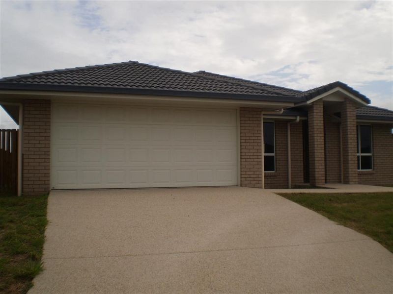16 Lexington Court, Bowen QLD 4805