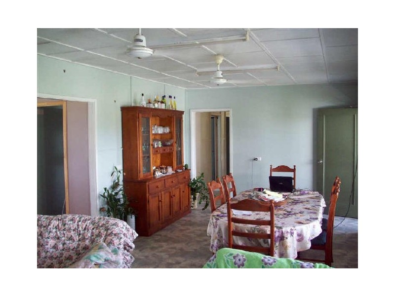 24 Pantall Street, Bowen QLD 4805