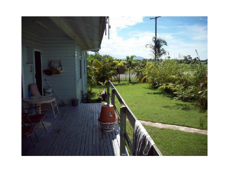 24 Pantall Street, Bowen QLD 4805