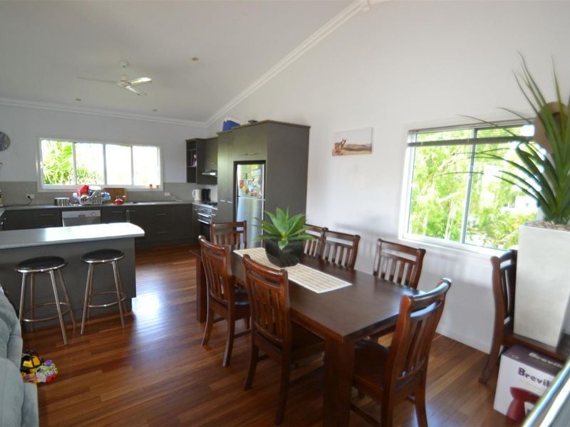 5 Poinciana Drive, Bowen QLD 4805