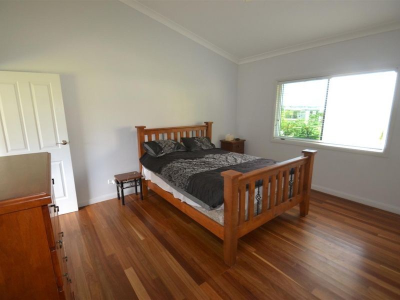 5 Poinciana Drive, Bowen QLD 4805