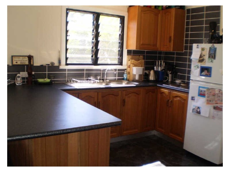18 Gilbert Street, Bowen QLD 4805