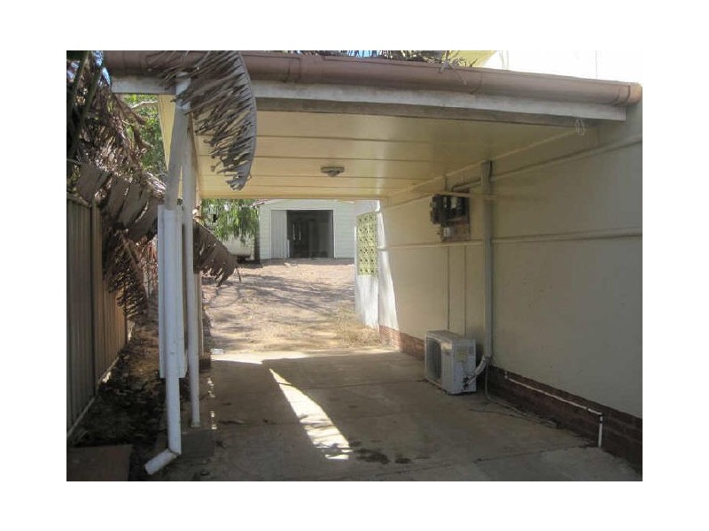 9 Livingstone Street, Bowen QLD 4805