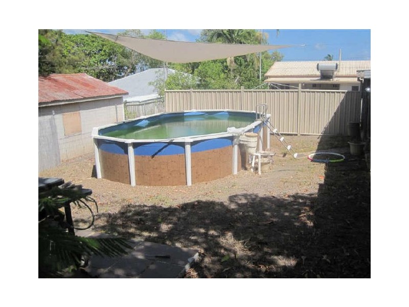 9 Livingstone Street, Bowen QLD 4805