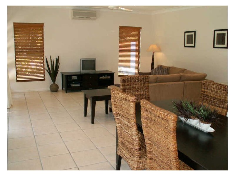 1/87A Horseshoe Bay Road, Bowen QLD 4805