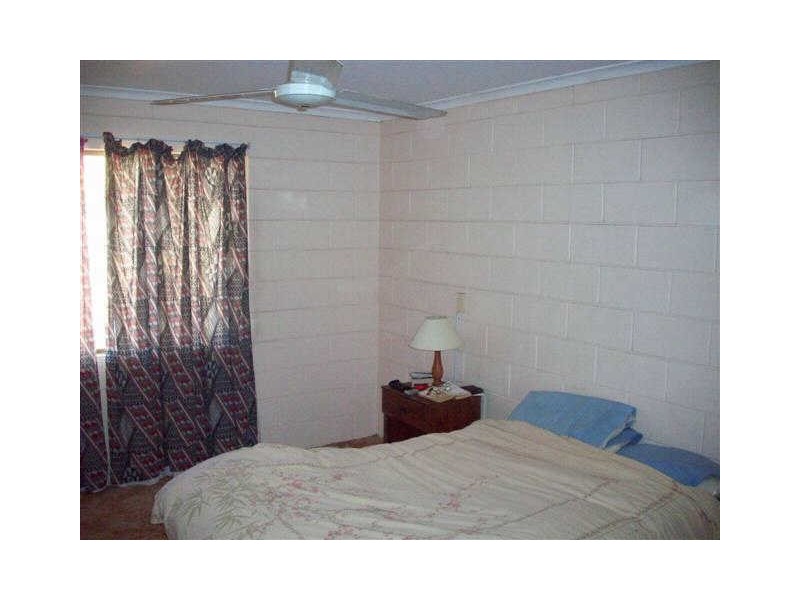 8/2A Powell Street, Bowen QLD 4805