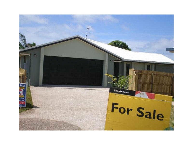 21 Hillview Place, Bowen QLD 4805