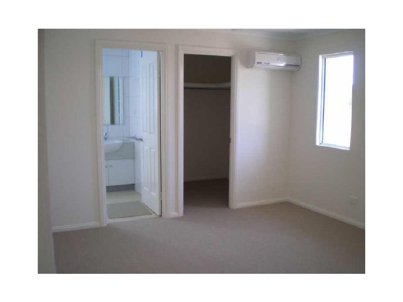 21 Hillview Place, Bowen QLD 4805